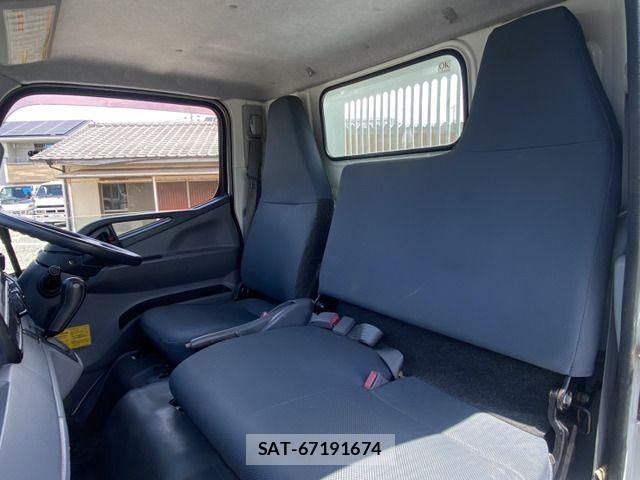 Mitsubishi CANTER 2012-12 7271374-4