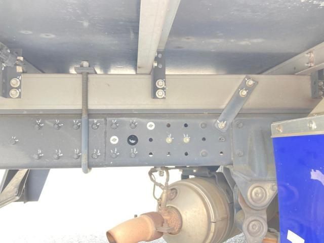 Mitsubishi CANTER 2020-11 7306657-10
