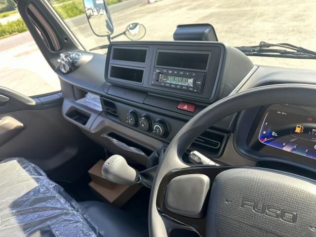 Mitsubishi CANTER 2026-03 7306652-9