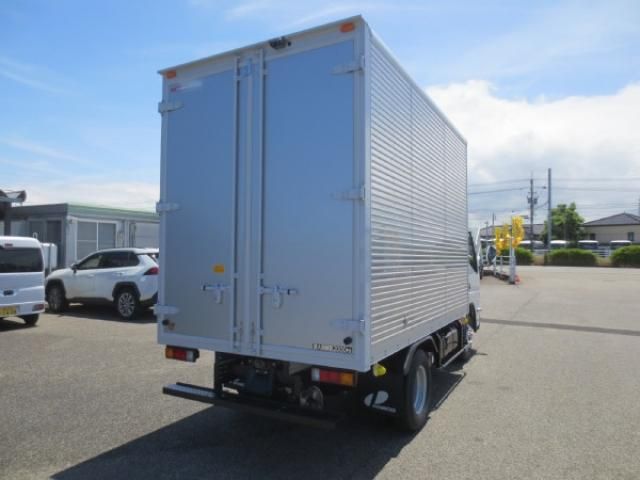 Mitsubishi CANTER 2026-01 7306648-3
