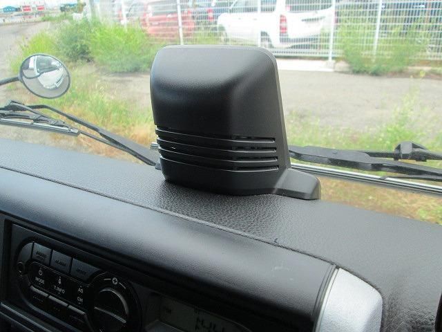 Mitsubishi CANTER 2018-11 7306654-19