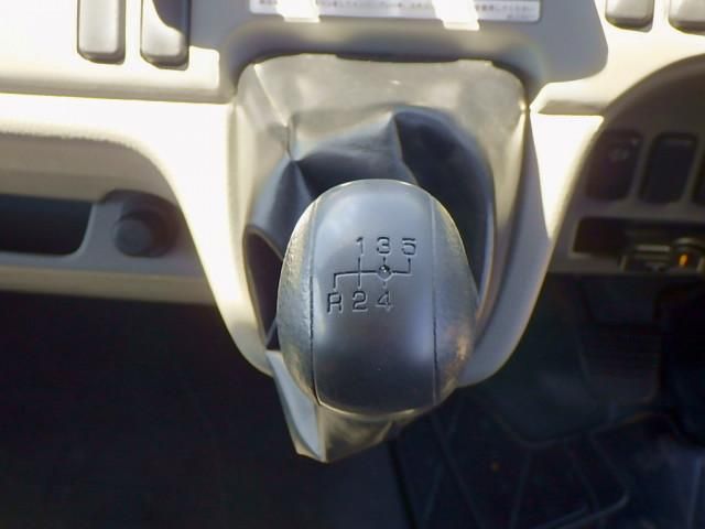 Mitsubishi CANTER 2018-01 7306655-13