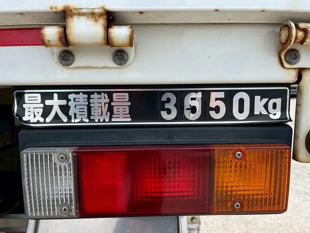 Mitsubishi CANTER 2018-04 7306658-17
