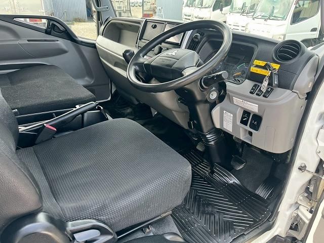 Mitsubishi CANTER 2018-04 7306658-19