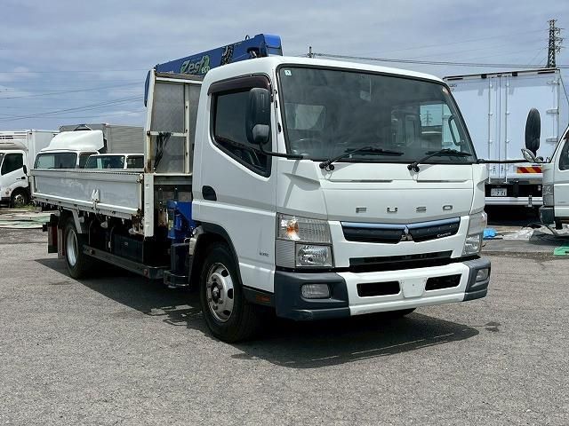 Mitsubishi CANTER 2018-04 7306658-3