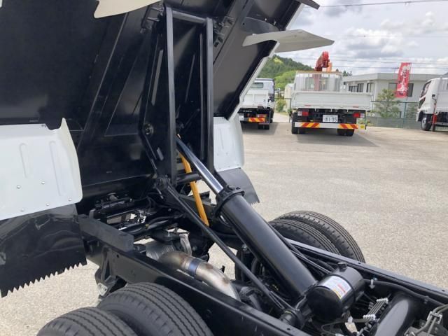 Mitsubishi CANTER 2025-12 7306651-24