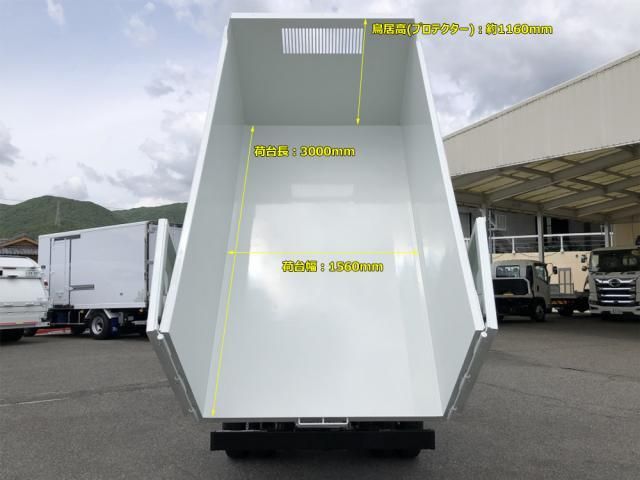 Mitsubishi CANTER 2025-12 7306651-6