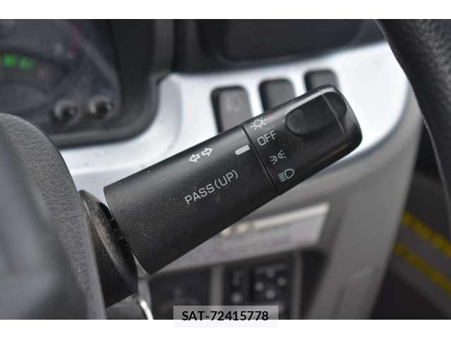 Mitsubishi CANTER 2018-04 7326098-11
