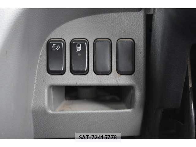 Mitsubishi CANTER 2018-04 7326098-16
