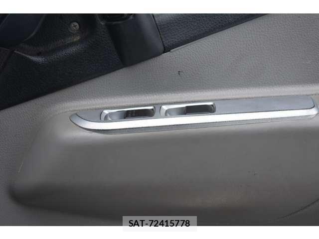 Mitsubishi CANTER 2018-04 7326098-8