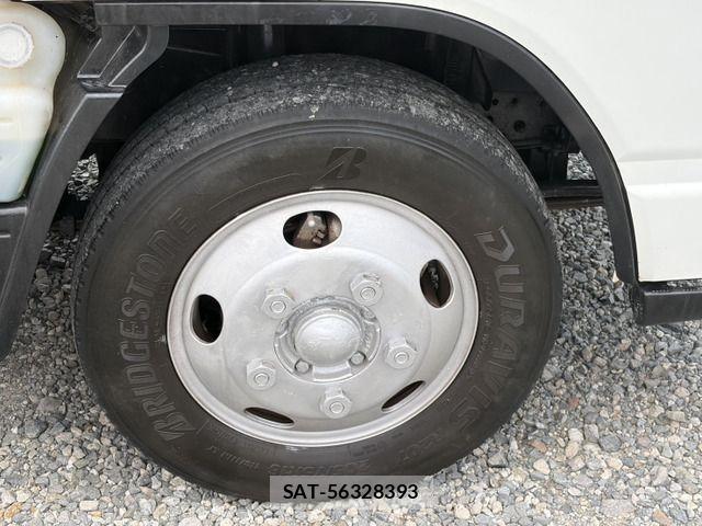 Mitsubishi CANTER 2012-09 7326089-16