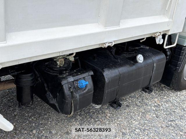 Mitsubishi CANTER 2012-09 7326089-19