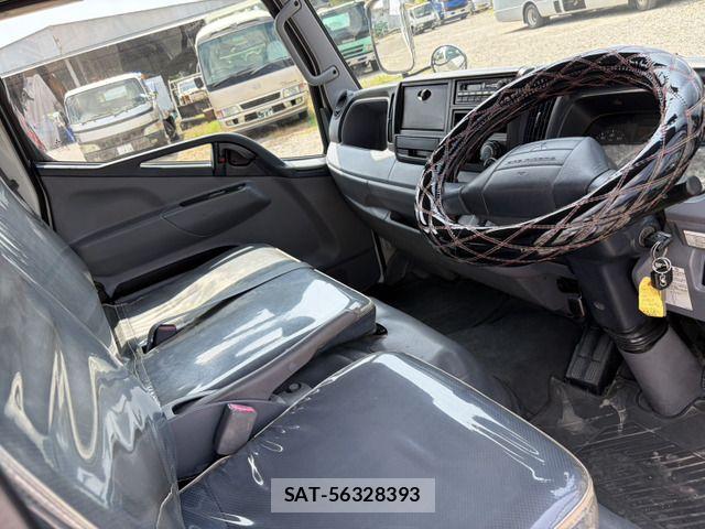Mitsubishi CANTER 2012-09 7326089-2