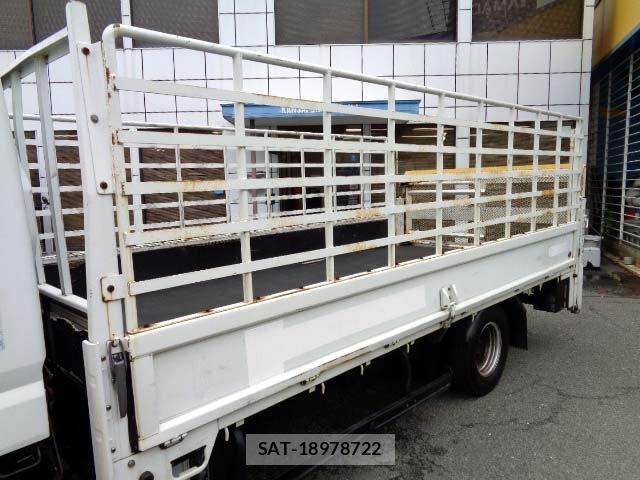 Mitsubishi CANTER 2014-05 7326092-21