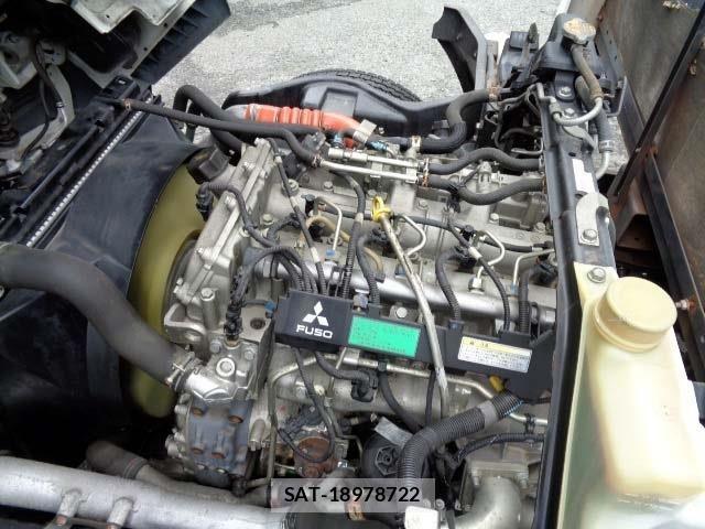 Mitsubishi CANTER 2014-05 7326092-3