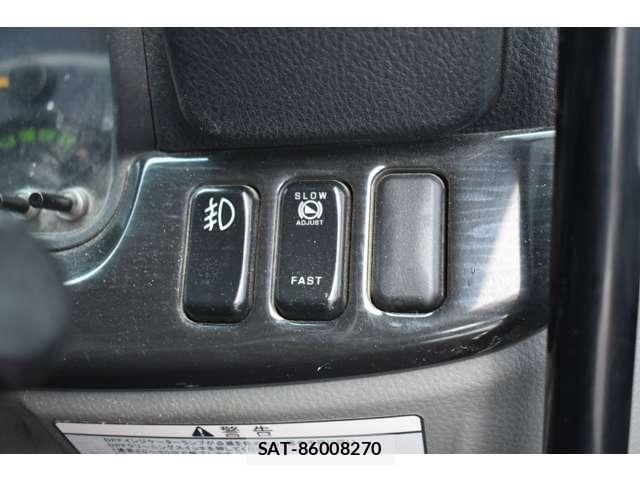 Mitsubishi CANTER 2016-11 7326091-17