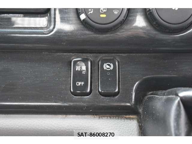 Mitsubishi CANTER 2016-11 7326091-19