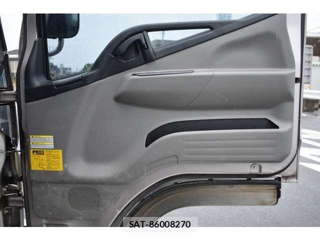Mitsubishi CANTER 2016-11 7326091-7
