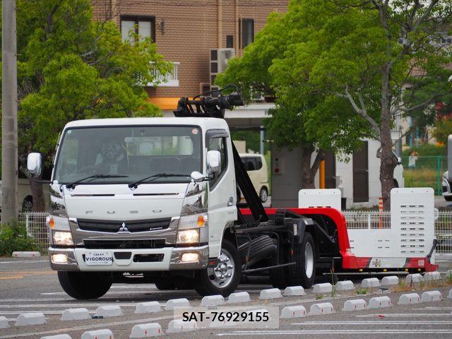 Mitsubishi CANTER 2020-05 7326088-4