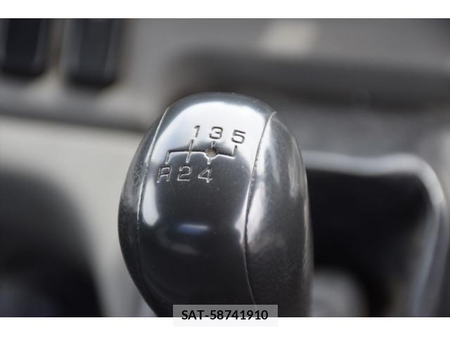 Mitsubishi CANTER 2018-04 7357088-10