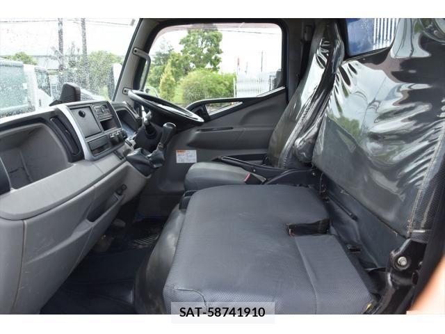 Mitsubishi CANTER 2018-04 7357088-12