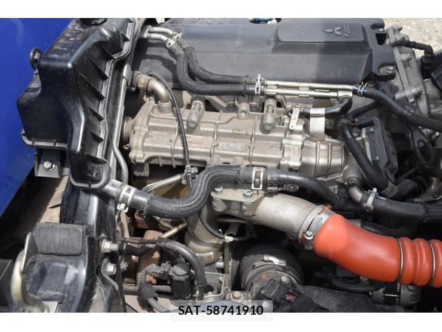 Mitsubishi CANTER 2018-04 7357088-15