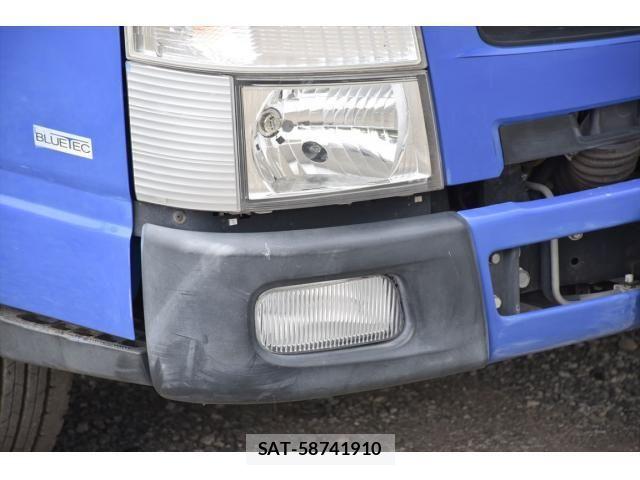 Mitsubishi CANTER 2018-04 7357088-22