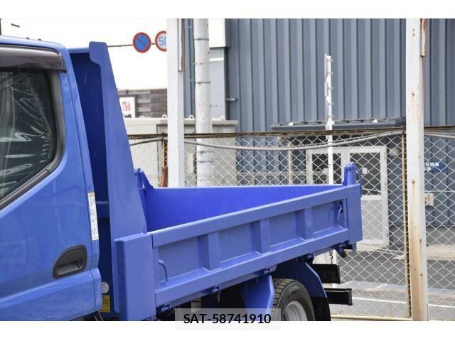 Mitsubishi CANTER 2018-04 7357088-23