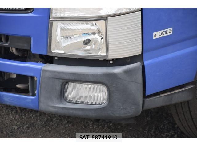 Mitsubishi CANTER 2018-04 7357088-24