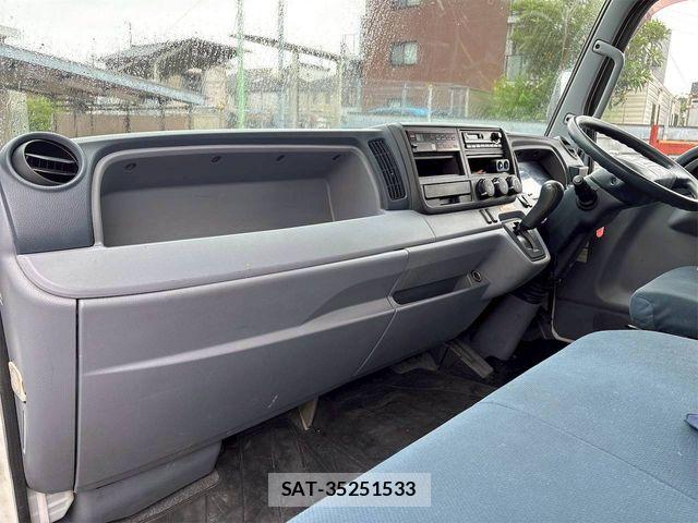 Mitsubishi CANTER 2013-09 7357094-14