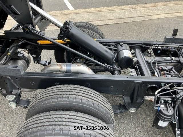 Mitsubishi CANTER 2025-11 7357091-18