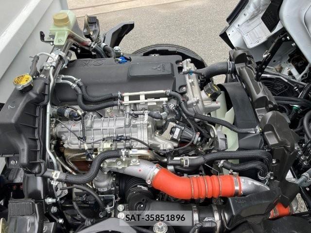 Mitsubishi CANTER 2025-11 7357091-25