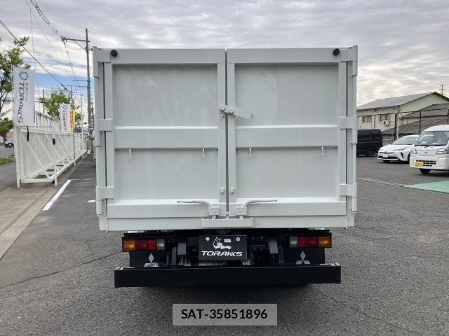 Mitsubishi CANTER 2025-11 7357091-7