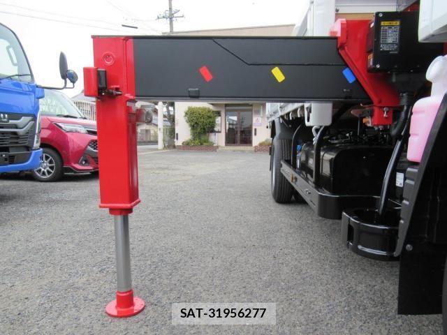 Mitsubishi CANTER 2026-02 7357085-10