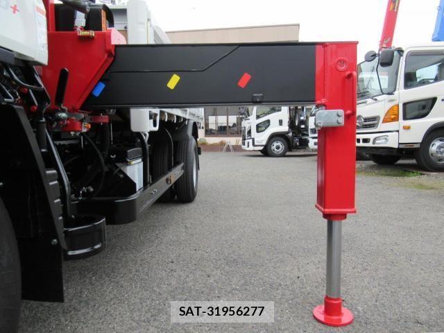 Mitsubishi CANTER 2026-02 7357085-11