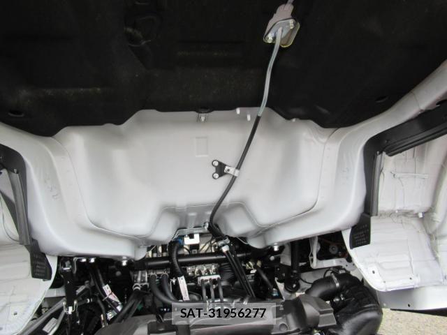 Mitsubishi CANTER 2026-02 7357085-21