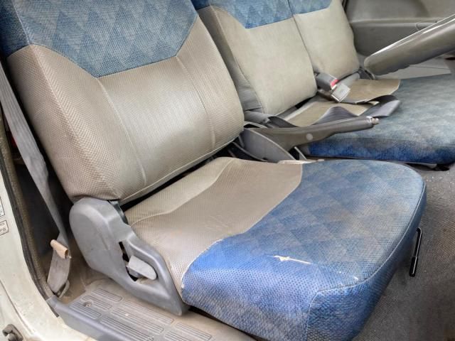 Mitsubishi CANTER 2003-04 7383883-18