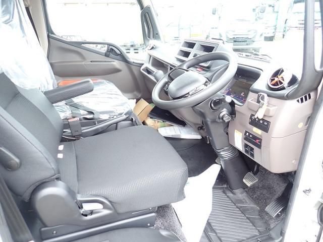 Mitsubishi CANTER 2026-03 7383878-12