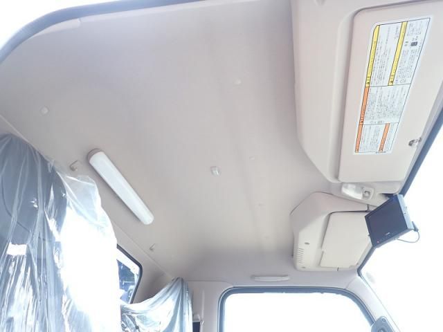 Mitsubishi CANTER 2026-03 7383878-13