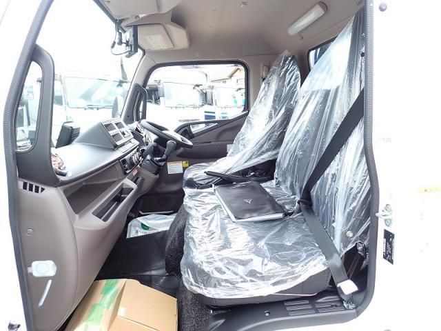 Mitsubishi CANTER 2026-03 7383878-14