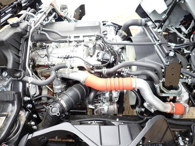 Mitsubishi CANTER 2026-03 7383878-26