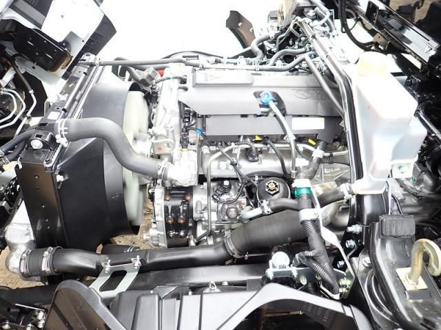 Mitsubishi CANTER 2026-03 7383878-27