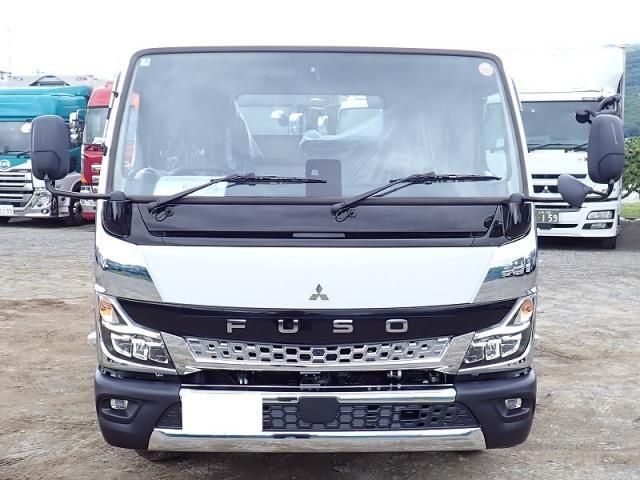 Mitsubishi CANTER 2026-03 7383878-4