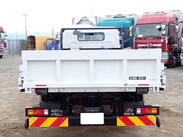 Mitsubishi CANTER 2026-03 7383878-5