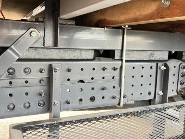 Mitsubishi CANTER 2023-03 7383876-13