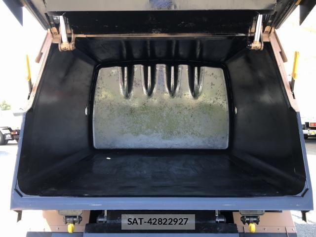 Mitsubishi CANTER 2018-03 7378956-15