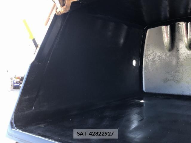 Mitsubishi CANTER 2018-03 7378956-16