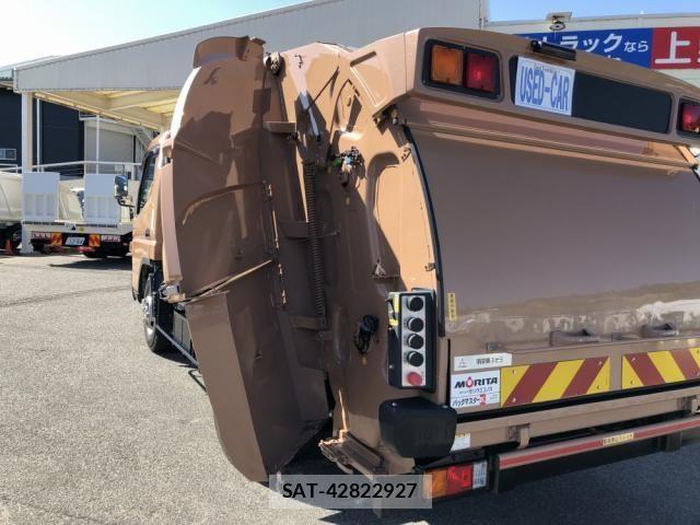 Mitsubishi CANTER 2018-03 7378956-22