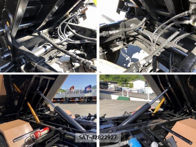 Mitsubishi CANTER 2018-03 7378956-29
