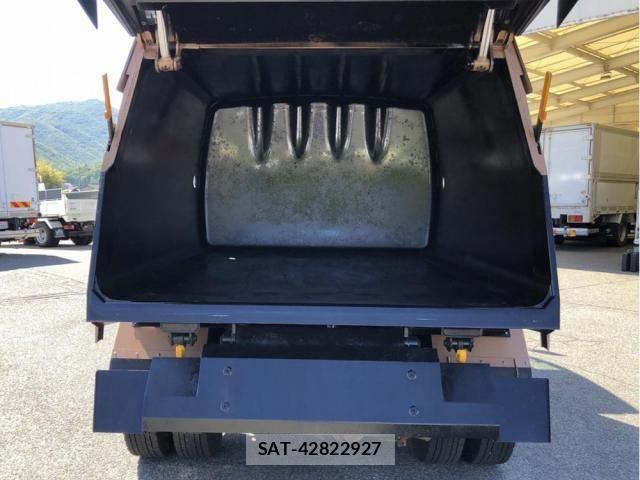 Mitsubishi CANTER 2018-03 7378956-6